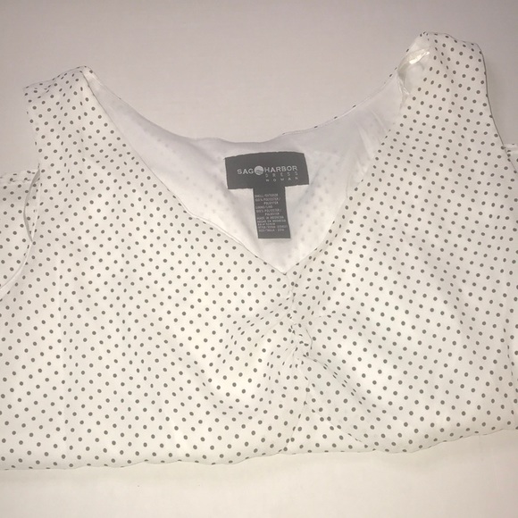 Sag Harbor sleeveless chiffon top with polka dots - Picture 6 of 10